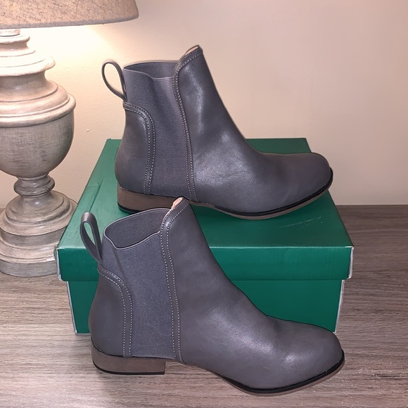 Gray ankle boots - Picture 4 of 6